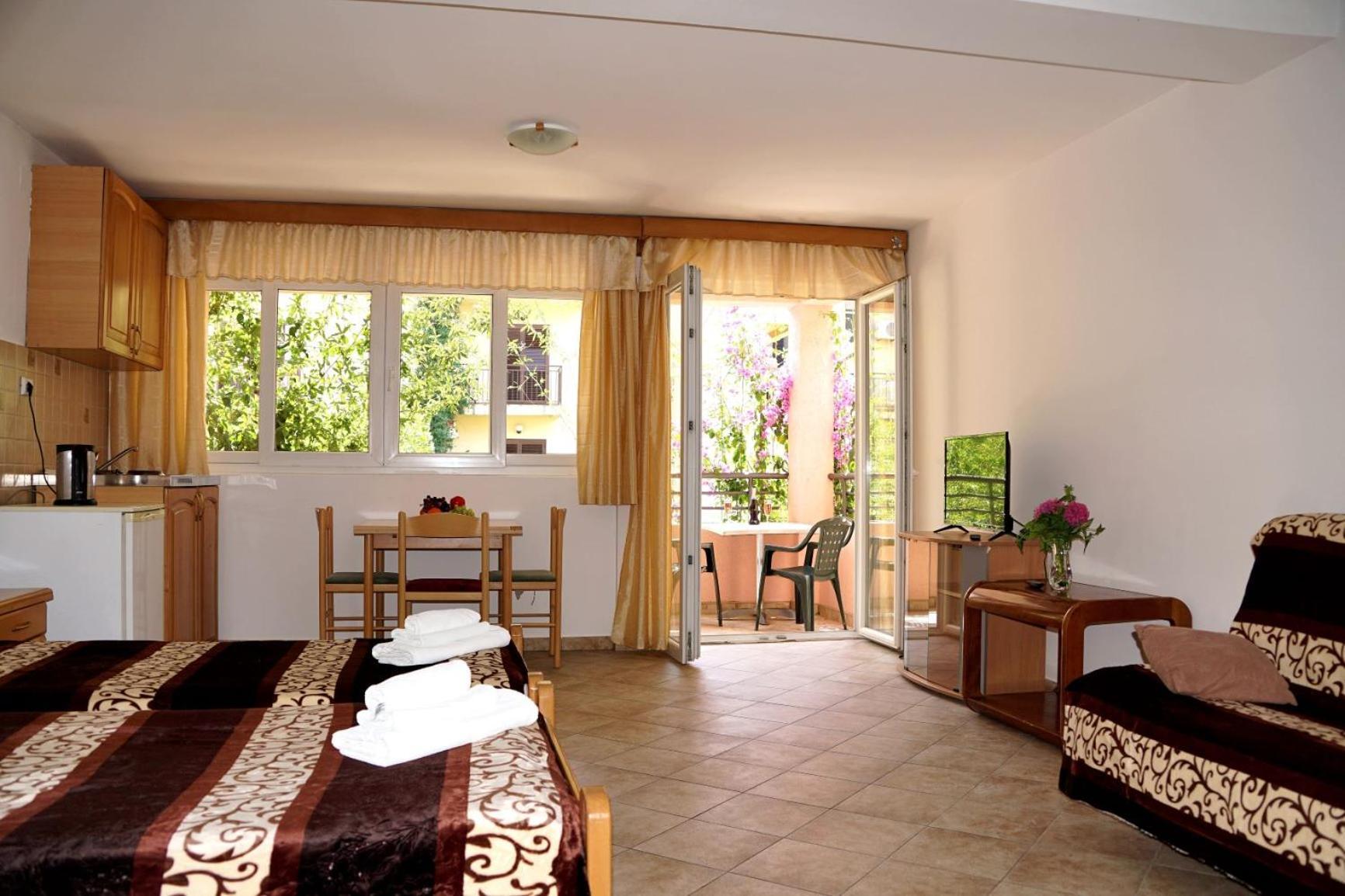 Apartments Stanivukovic Budva Bilik gambar