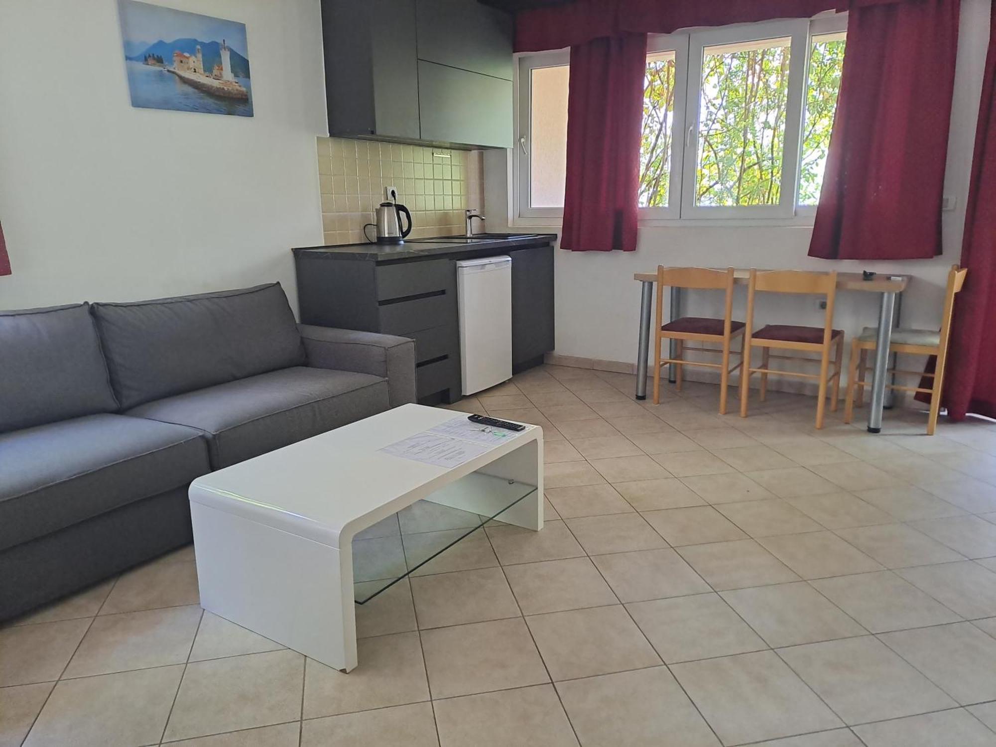 Apartments Stanivukovic Budva Bilik gambar